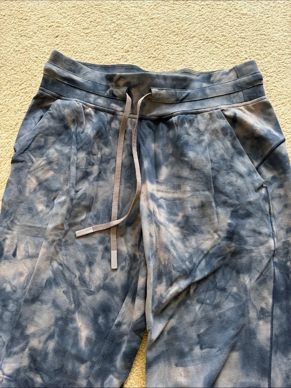 Lululemon joggers